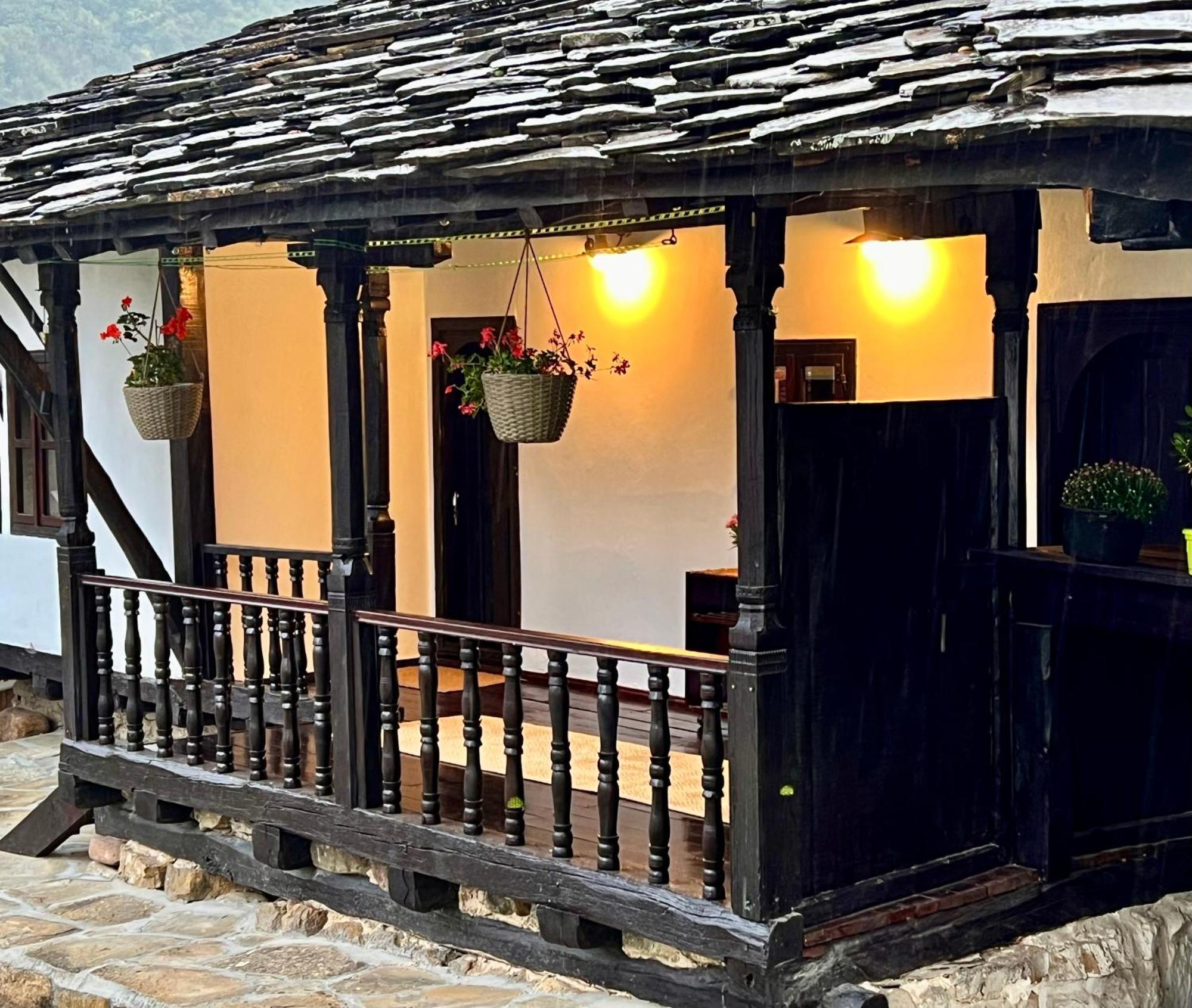 Туйковата Къща Tuikov'S House Tetewen Exterior foto