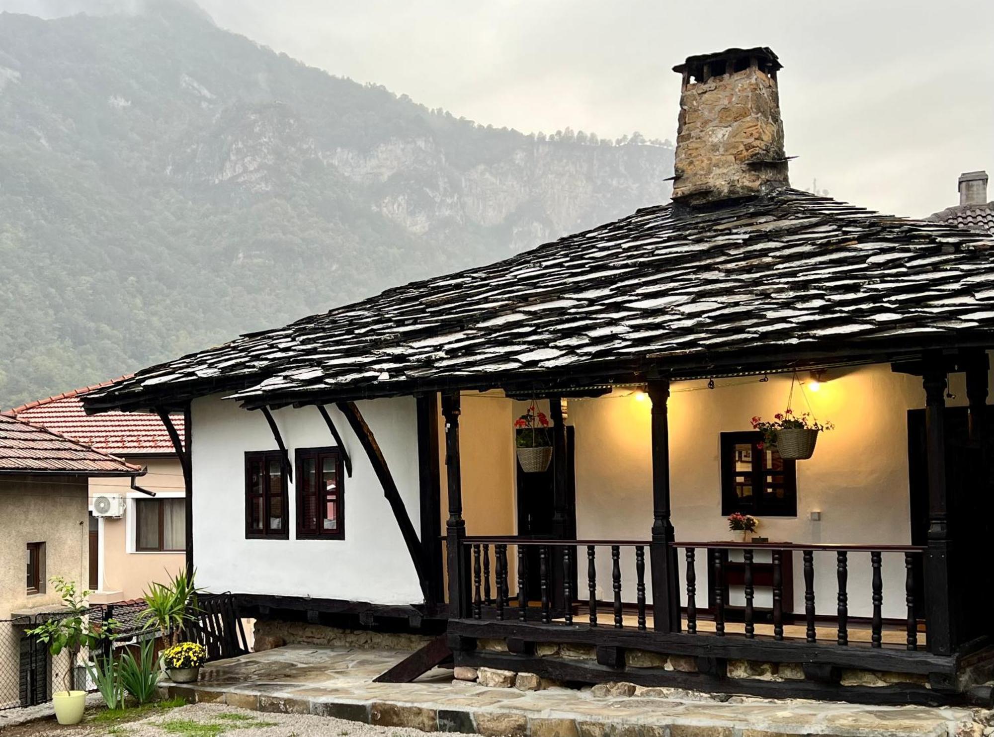 Туйковата Къща Tuikov'S House Tetewen Exterior foto